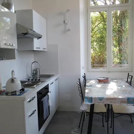 Appartement Peachey, Intero Piano Con Giardino